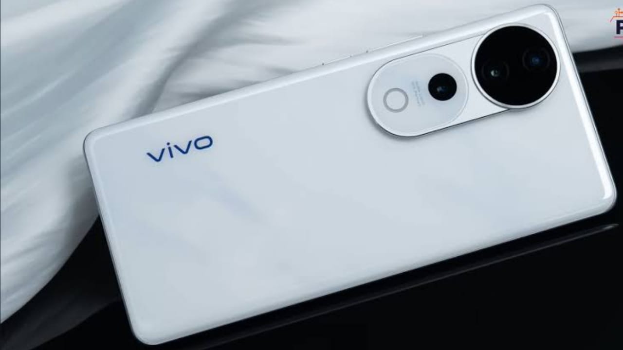 Vivo V40 Smartphone Specifications in Hindi